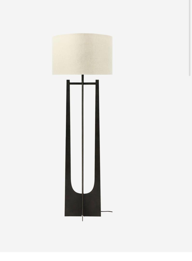 Glenthorpe hammered iron floor lamp with gilded oak finish and Irish linen shade